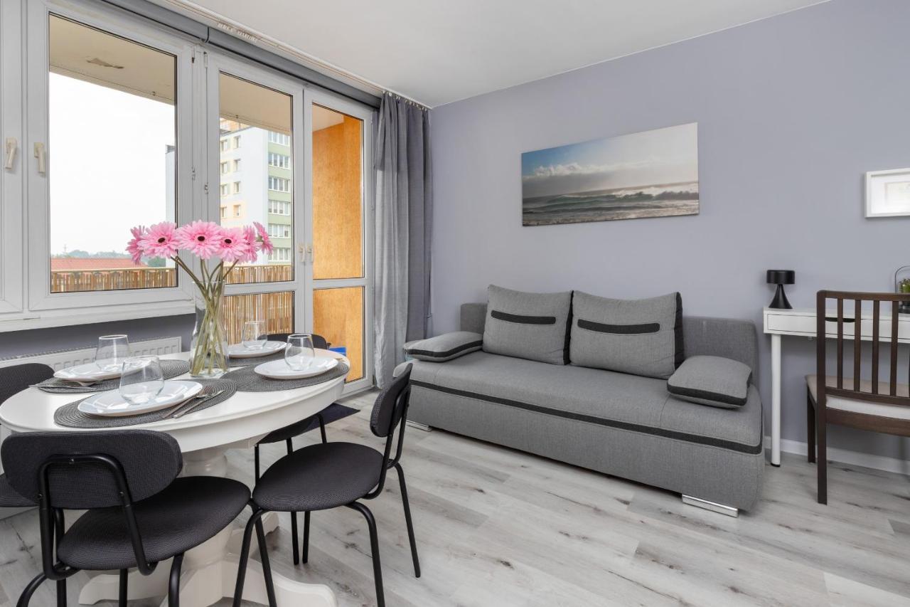 Family Apartment With Balcony In Gdynia By Noclegi Renters Εξωτερικό φωτογραφία